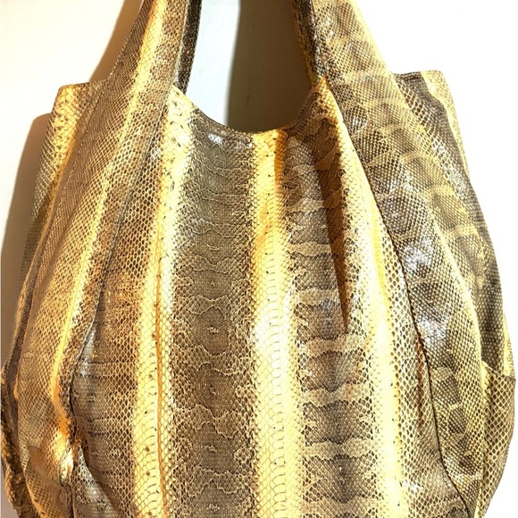Beirn neutrals snakeskin shoulder handbag - Picture 2 of 9
